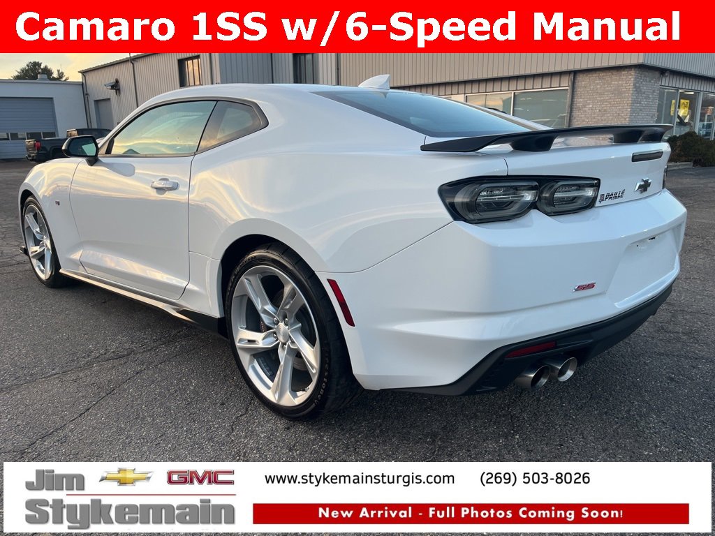 Used 2022 Chevrolet Camaro LT image 3