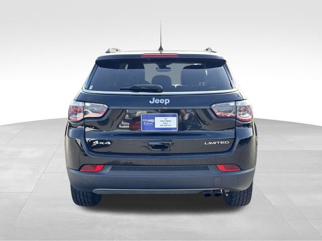Used 2018 Jeep Compass Limited w/ Navigation Group AWD/4WD image 4