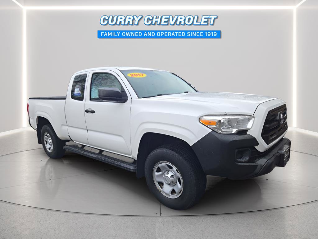 Used 2017 Toyota Tacoma SR image 1