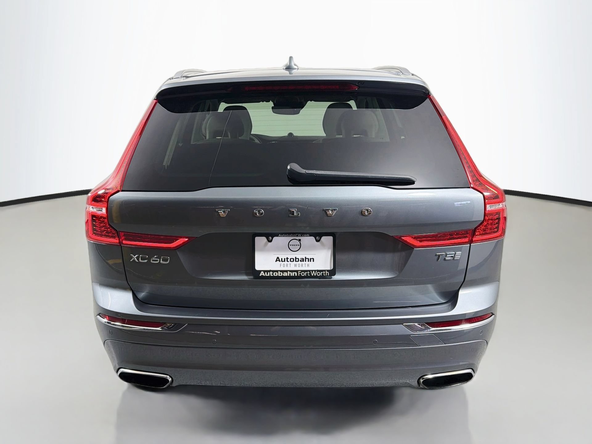 Used 2019 Volvo XC60 T5 Inscription w/ Protection Package FWD image 7