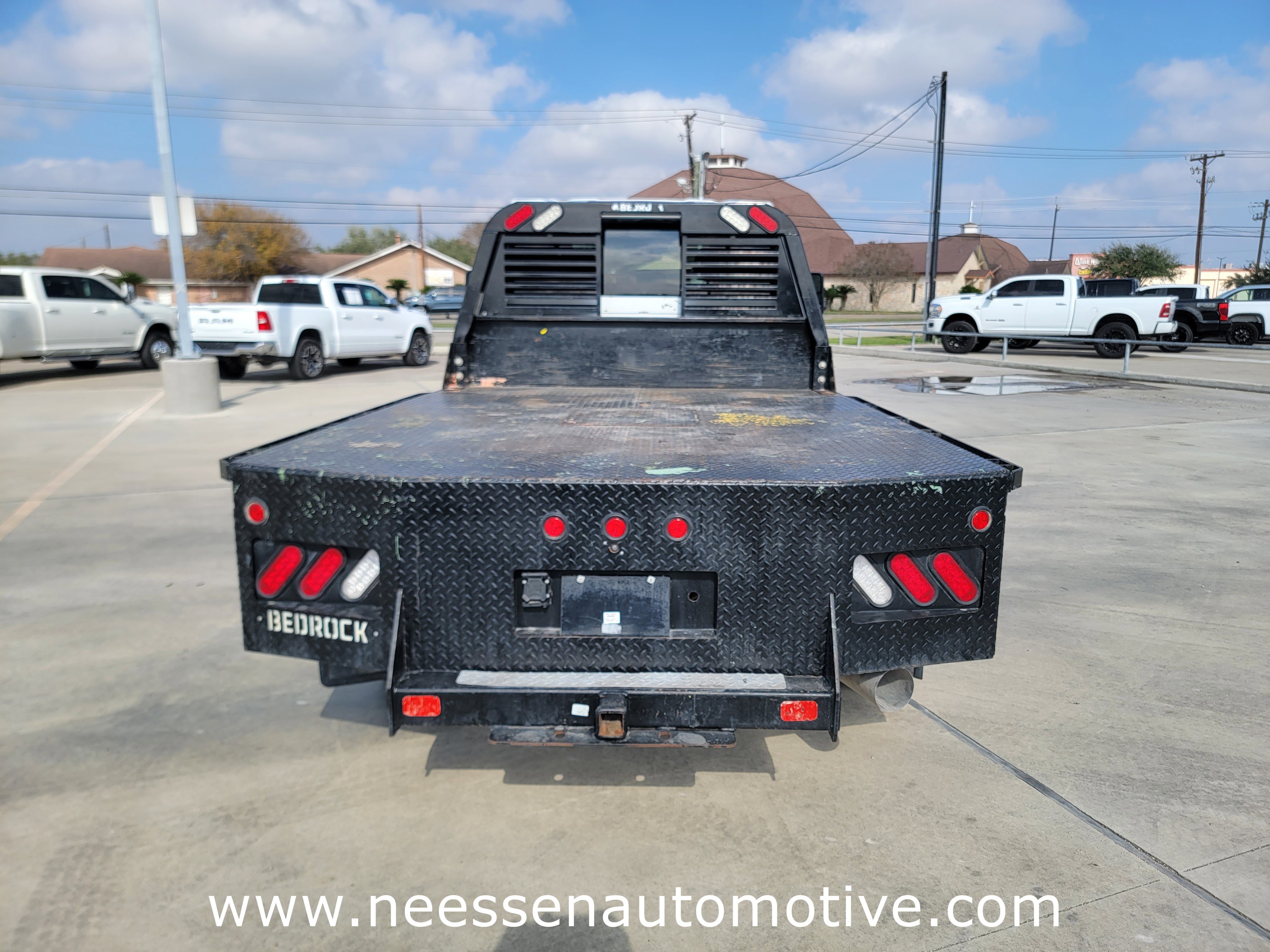 Used 2022 Chevrolet Silverado 2500 LT w/ Convenience Package image 6