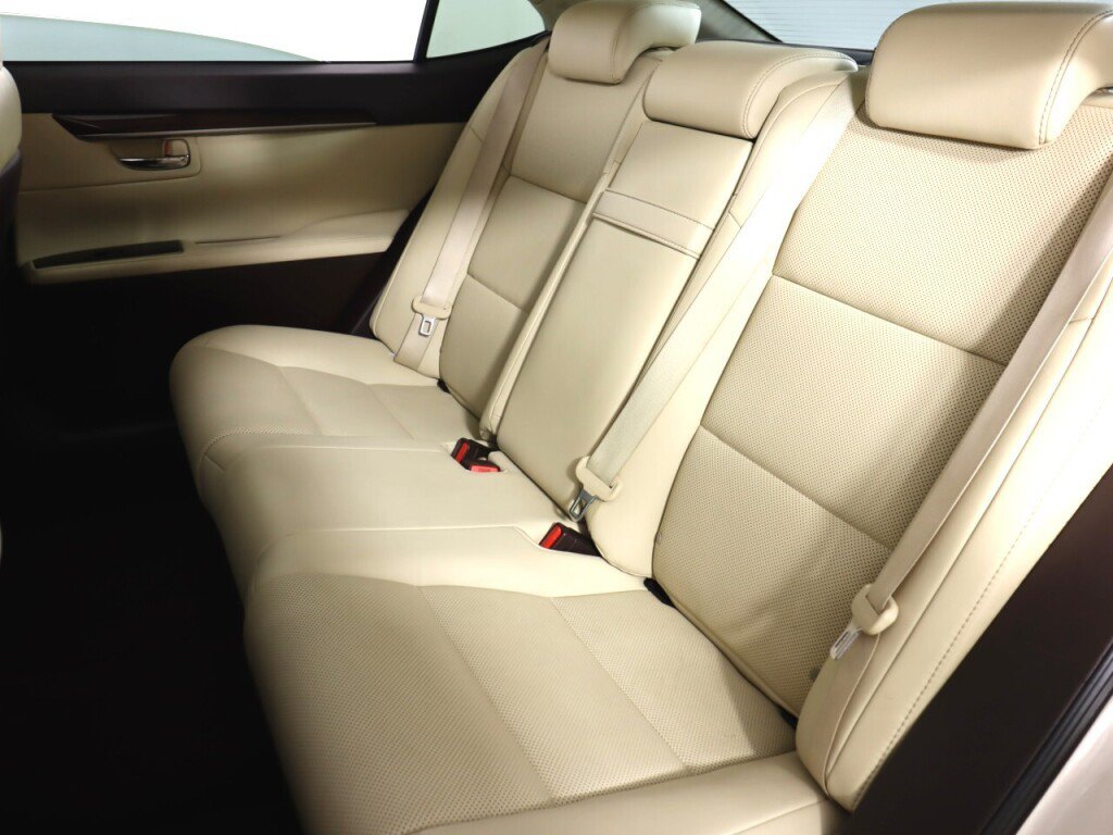 Used 2017 Lexus ES 350 w/ Premium Package FWD image 33
