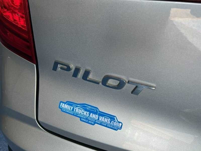 Used 2017 Honda Pilot Touring image 14