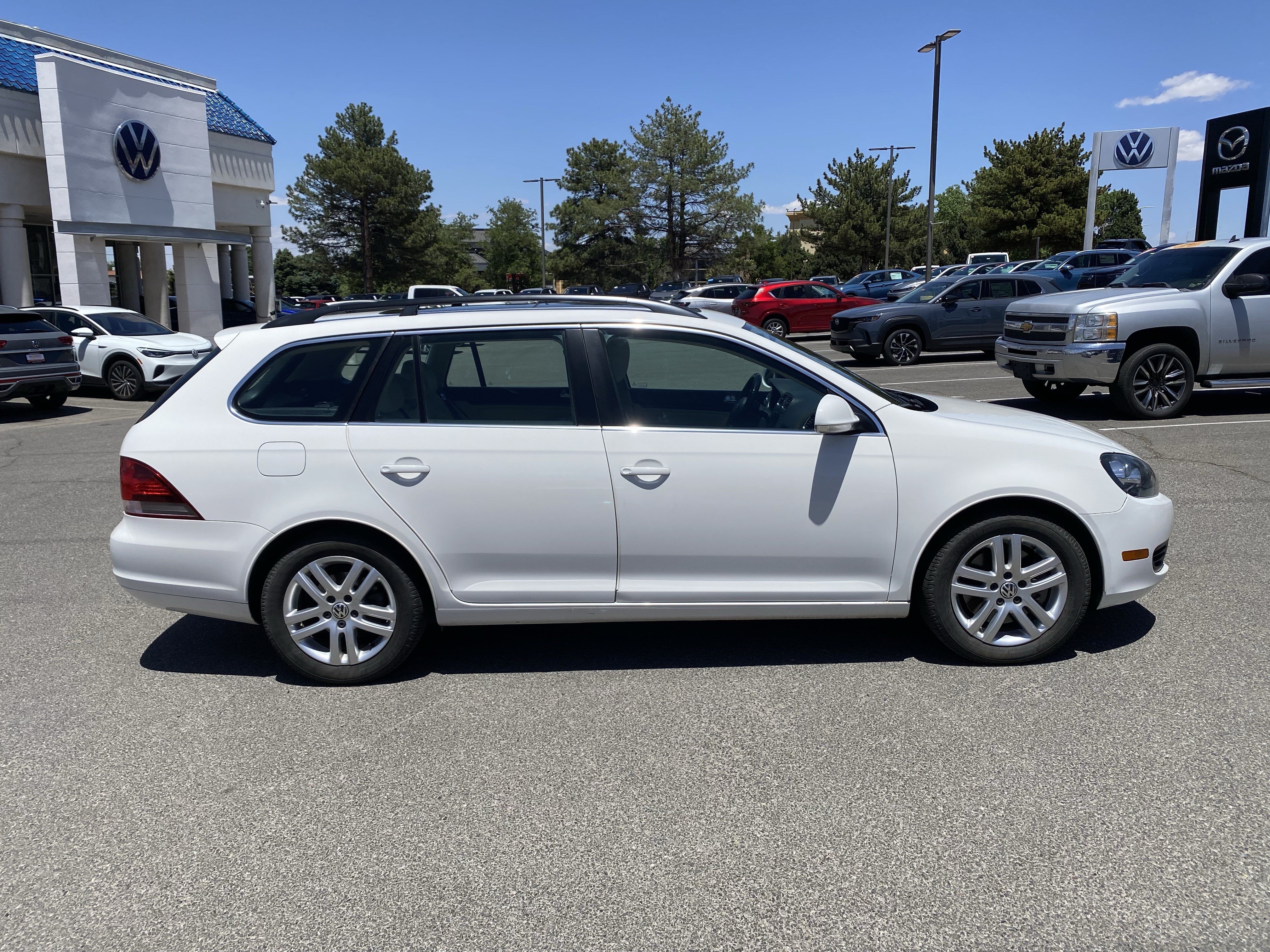 Used 2011 Volkswagen Jetta TDI FWD image 40