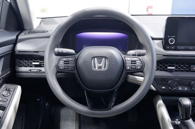 Certified 2023 Honda Accord EX image 17
