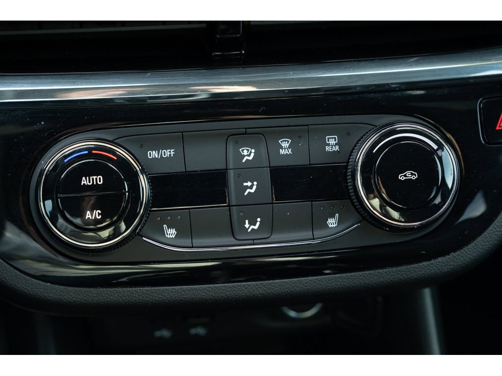 Used 2025 Buick Envista Sport Touring w/ Convenience I Package image 26