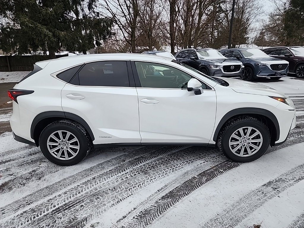 Used 2018 Lexus NX 300h AWD image 4