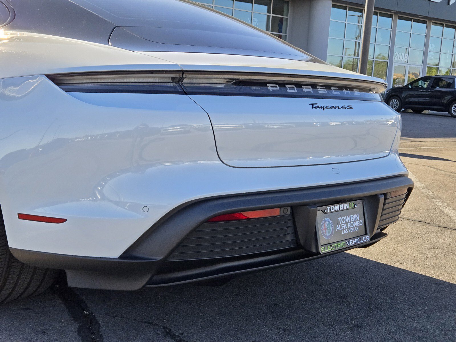 Used 2021 Porsche Taycan 4S w/ Premium Package AWD/4WD image 5