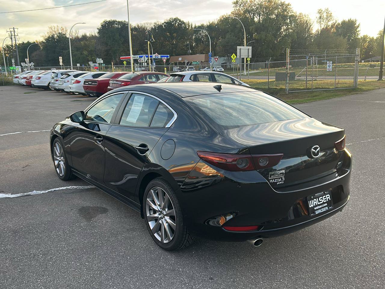 Used 2019 MAZDA MAZDA3 AWD Sedan w/ Preferred Package image 7