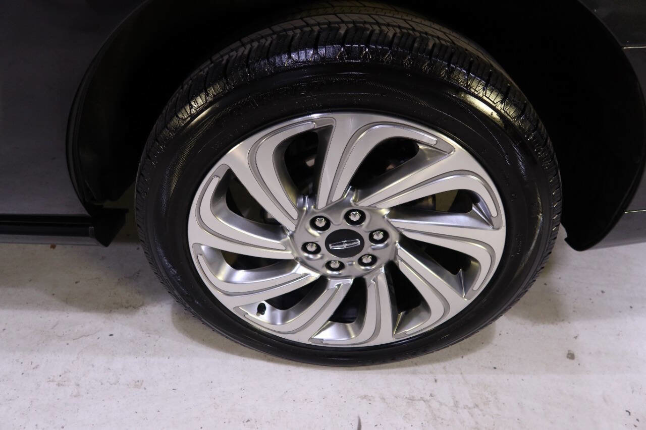 Used 2024 Lincoln Navigator Reserve image 38