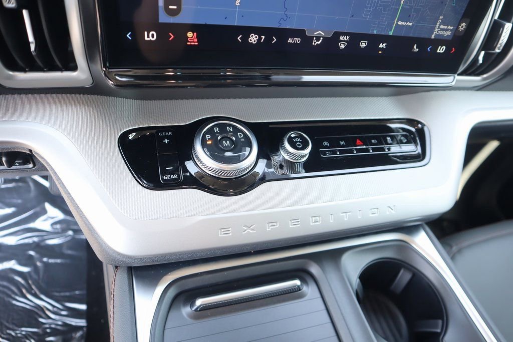 New 2025 Ford Expedition Max Active AWD/4WD image 9