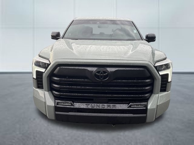 Used 2025 Toyota Tundra Limited AWD/4WD image 6