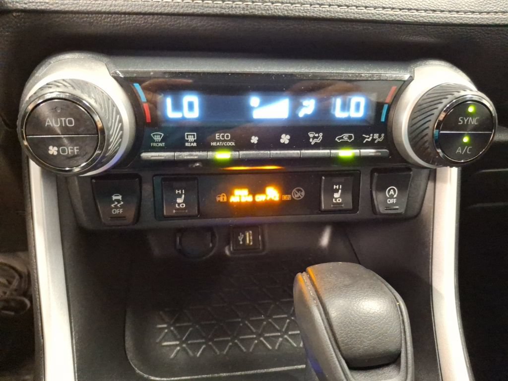 Used 2023 Toyota RAV4 XLE w/ Convenience Package AWD/4WD image 27