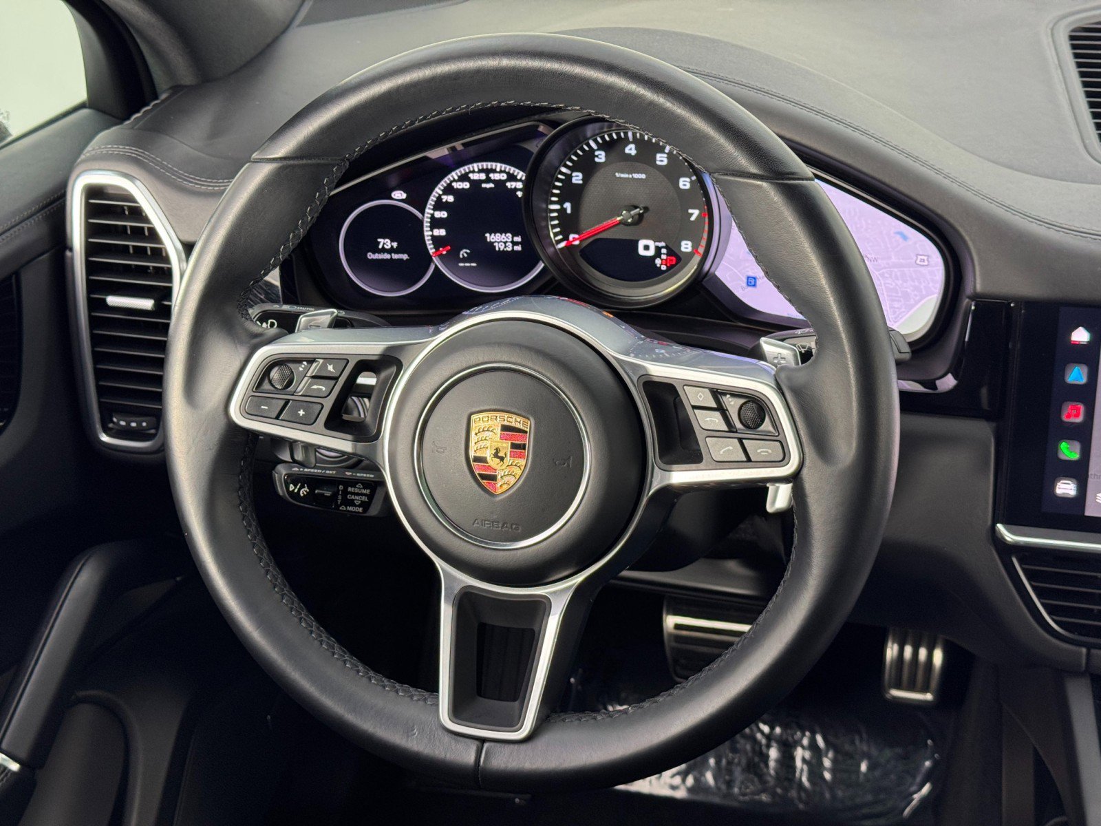 Used 2023 Porsche Cayenne S Platinum image 20