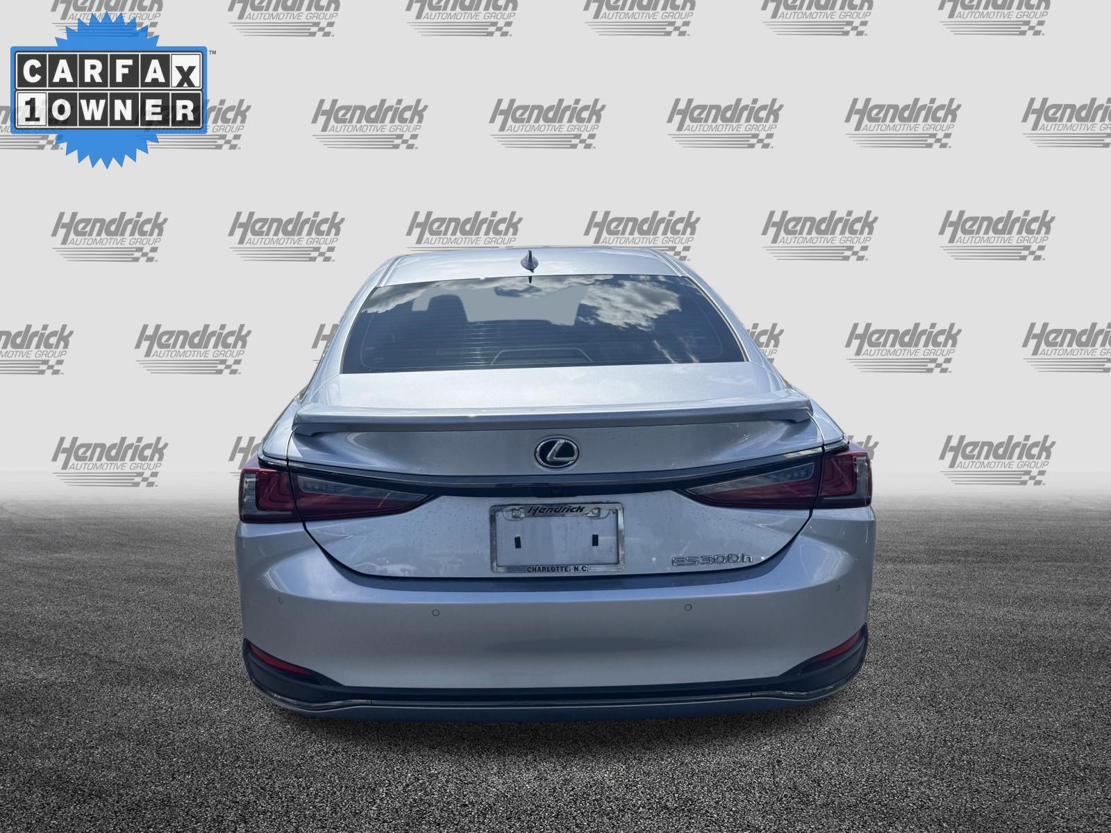 Used 2023 Lexus ES 300h F Sport FWD image 9