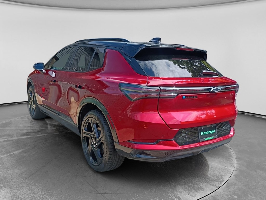 Used 2026 Chevrolet Equinox EV RS FWD image 3