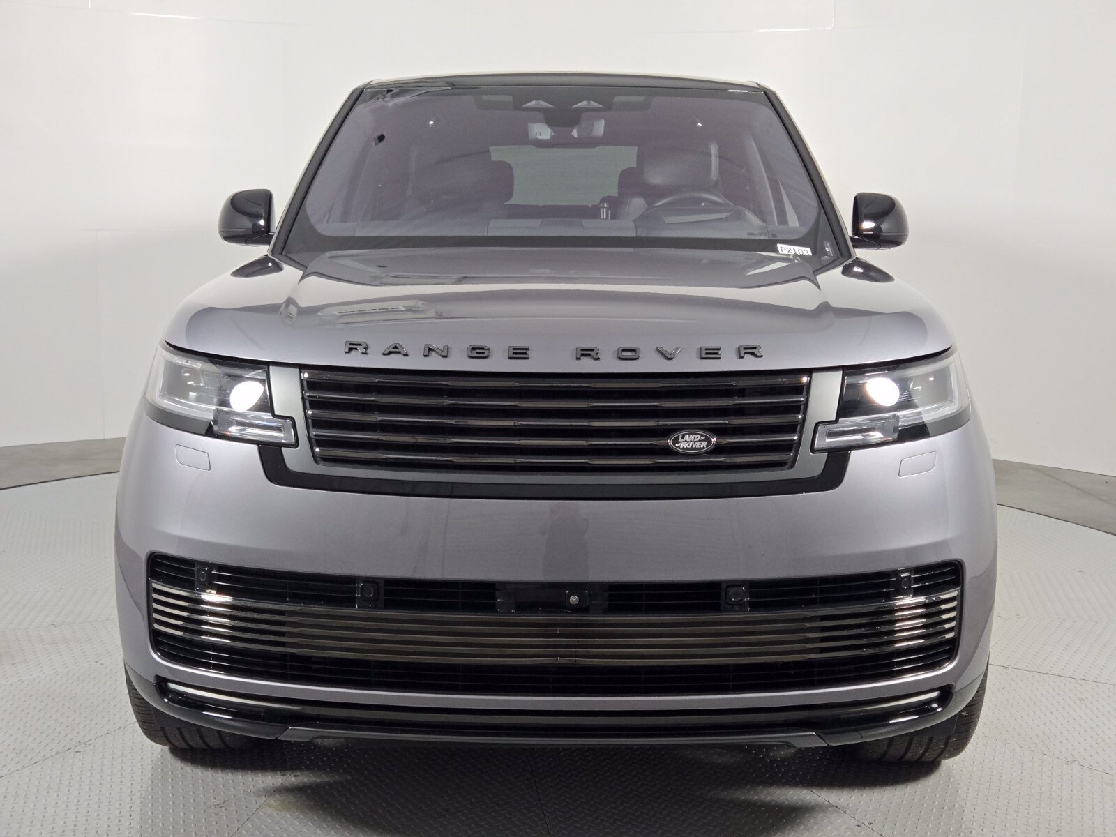 Used 2023 Land Rover Range Rover SV AWD/4WD image 8