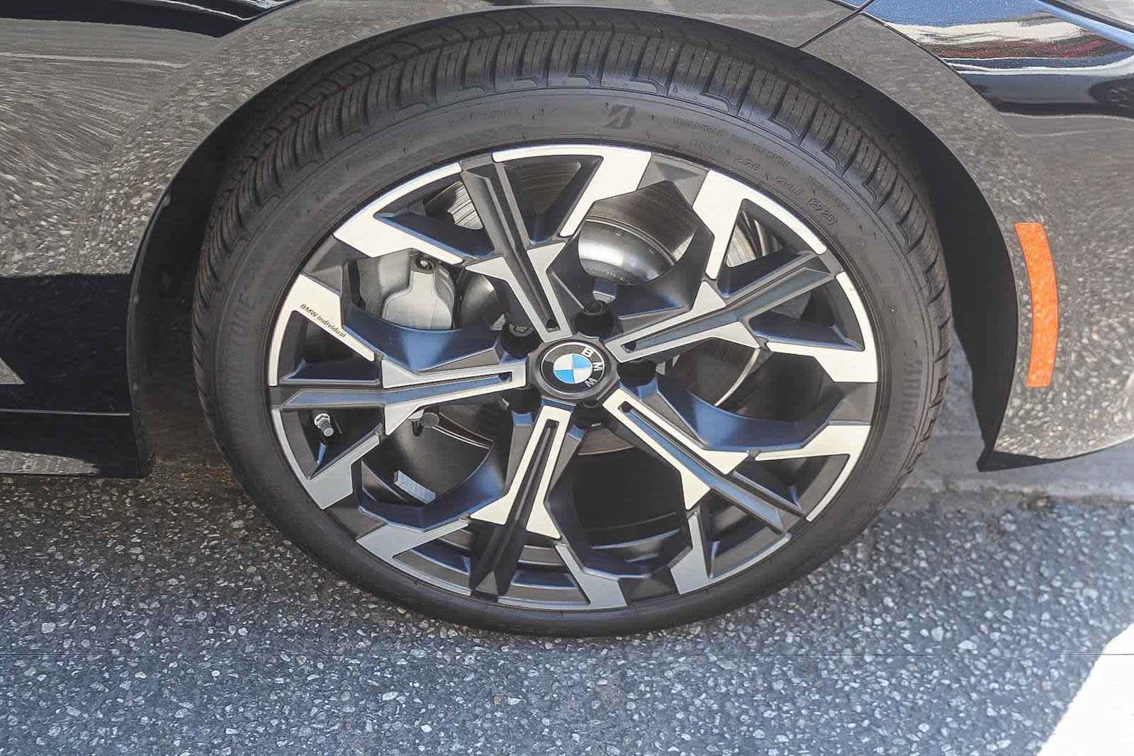 Used 2026 BMW 330i Sedan w/ Convenience Package RWD image 9