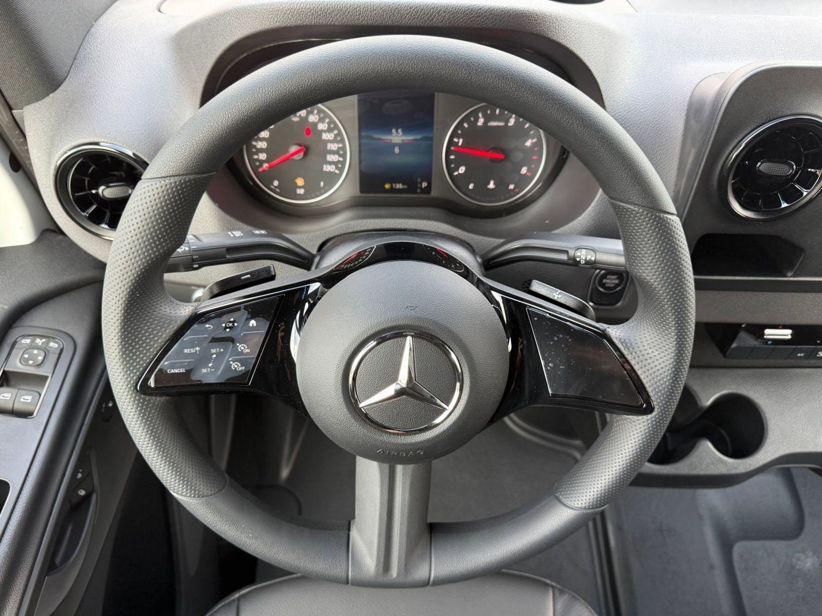 New 2025 Mercedes-Benz Sprinter 2500 image 14