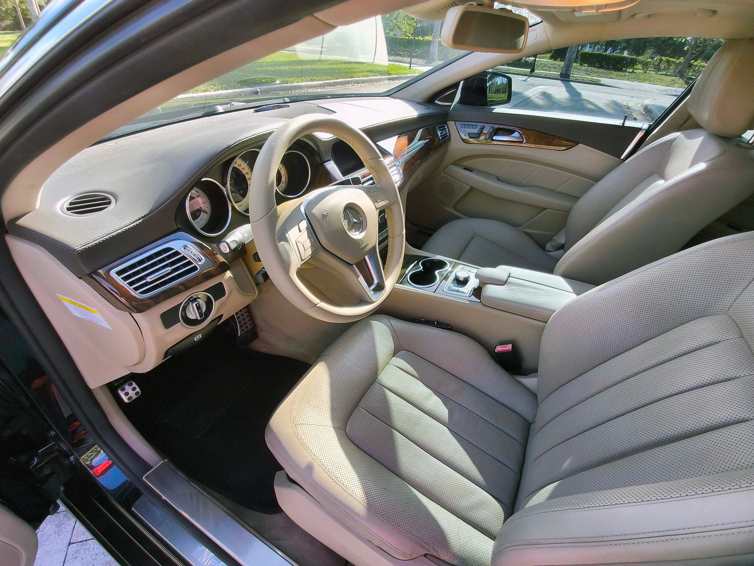 Used 2013 Mercedes-Benz CLS 550 4MATIC image 5