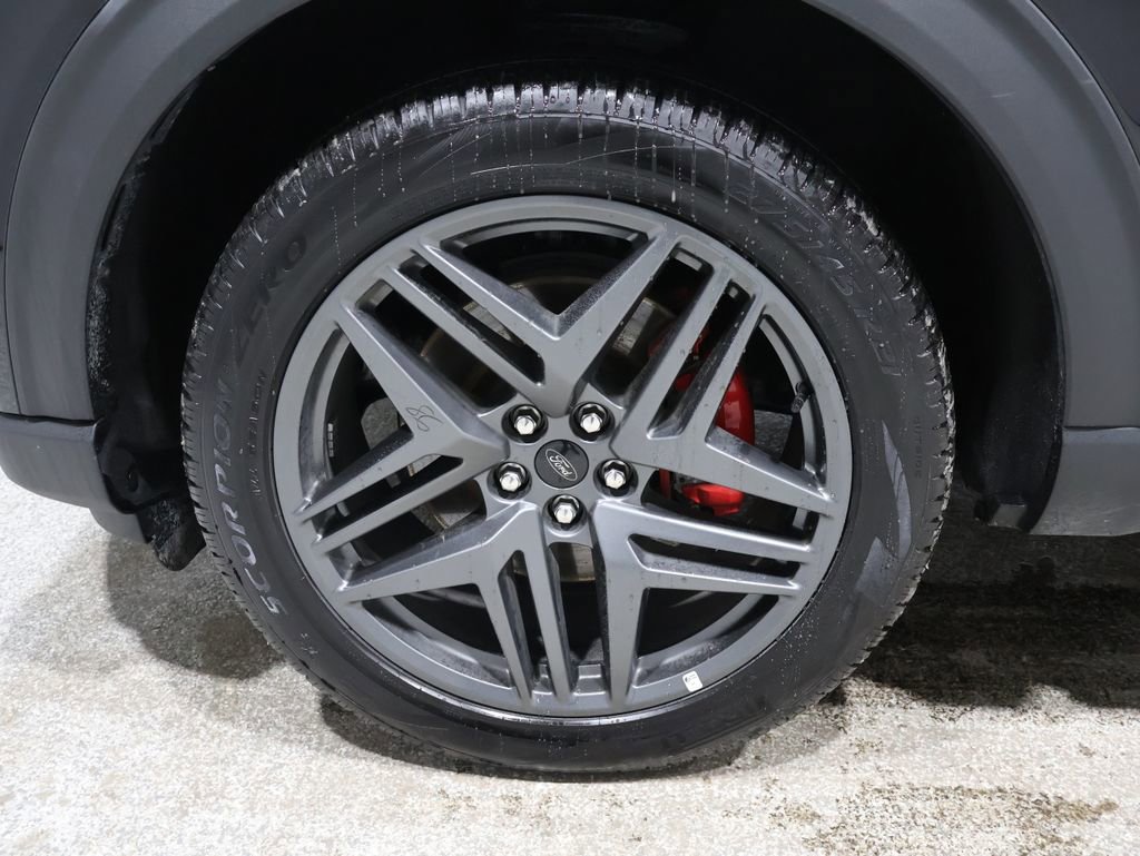 Used 2025 Ford Explorer ST-Line w/ ST-Line Street Pack image 9
