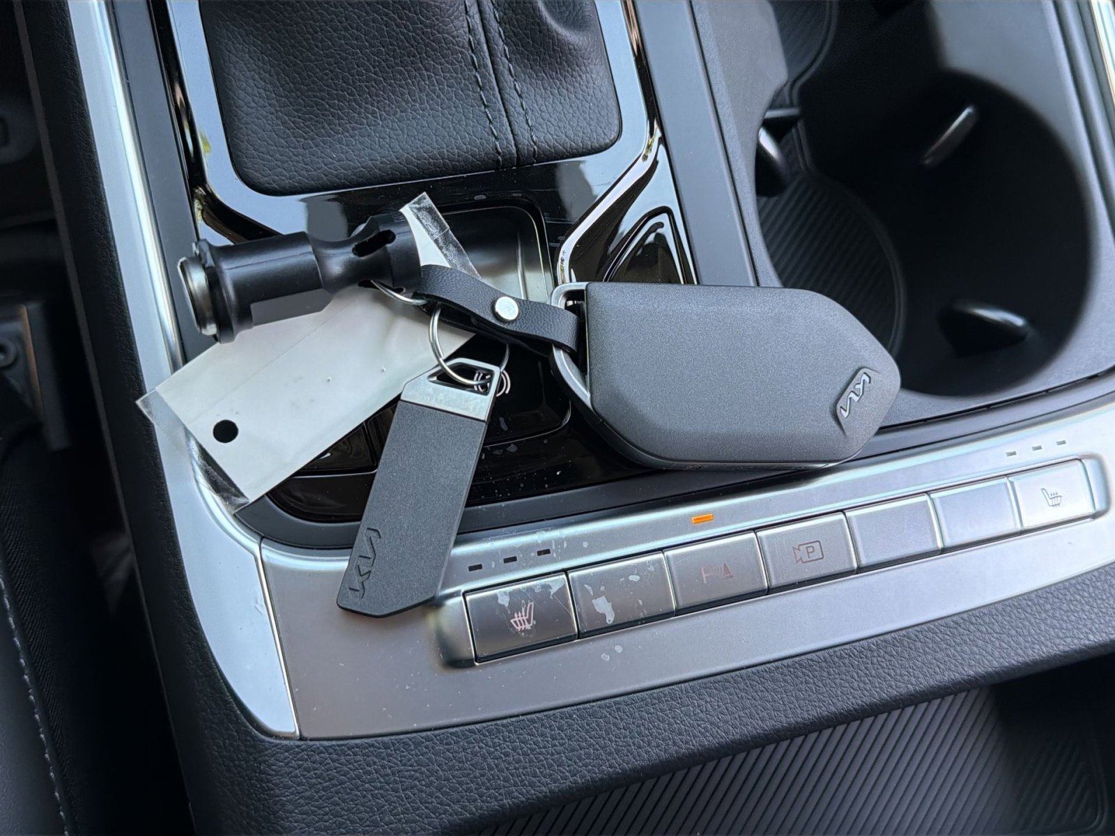 New 2026 Kia Carnival EX FWD image 36