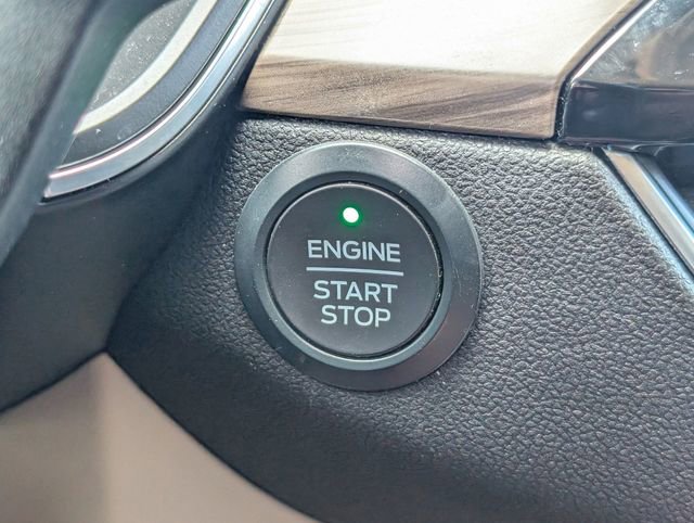Used 2020 Ford Escape Titanium AWD/4WD image 20