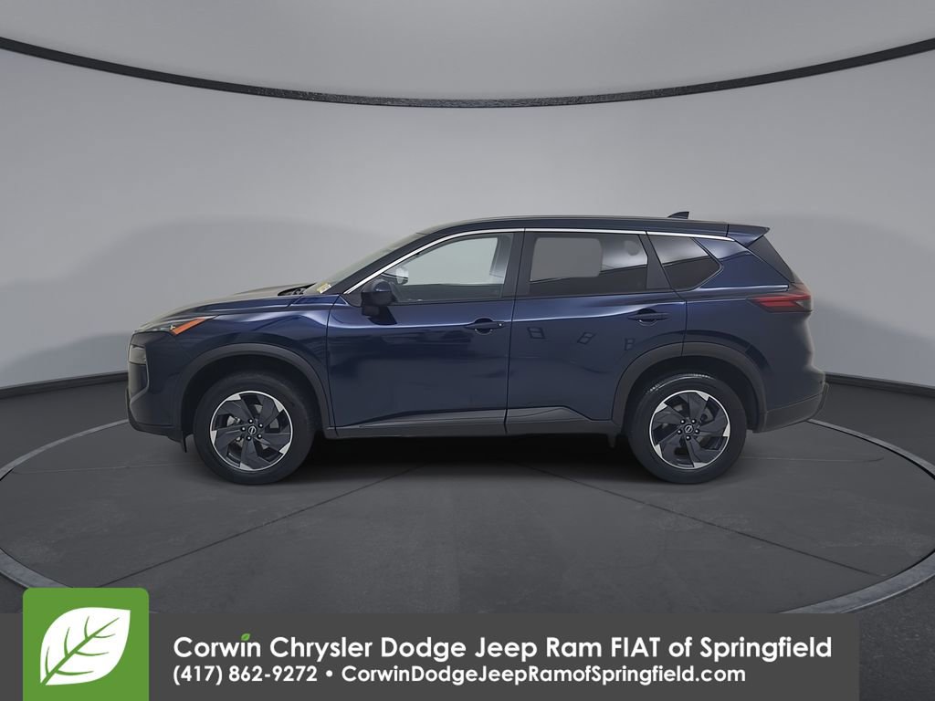 Used 2025 Nissan Rogue SV AWD/4WD image 9