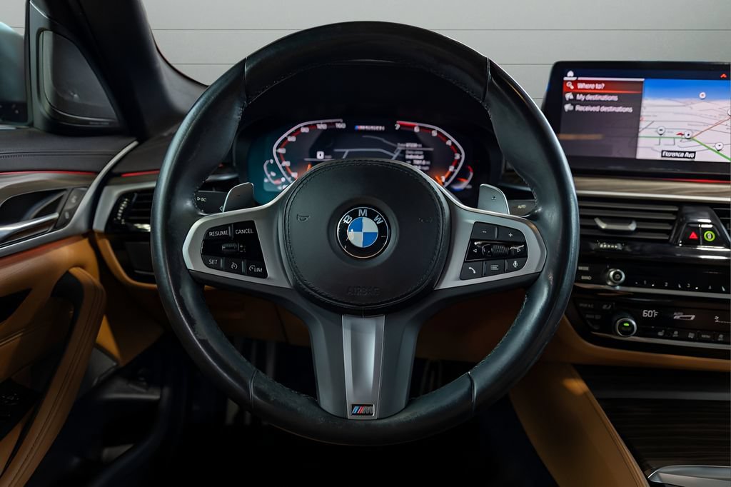 Used 2023 BMW M550i xDrive w/ Parking Assistance Package AWD/4WD image 22