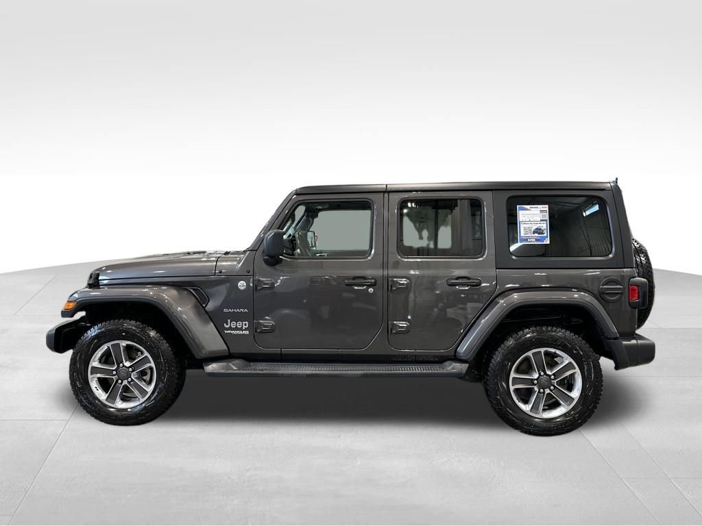 Used 2019 Jeep Wrangler Unlimited Sahara w/ Cold Weather Group AWD/4WD image 4