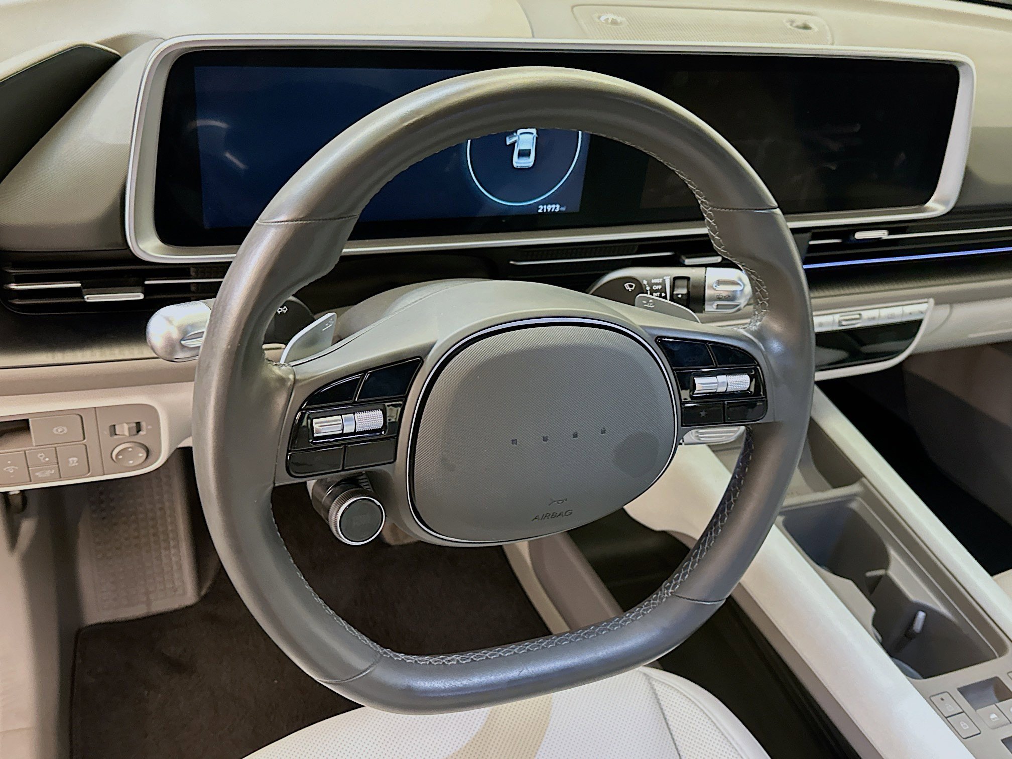 Used 2023 Hyundai Ioniq 6 SEL image 18