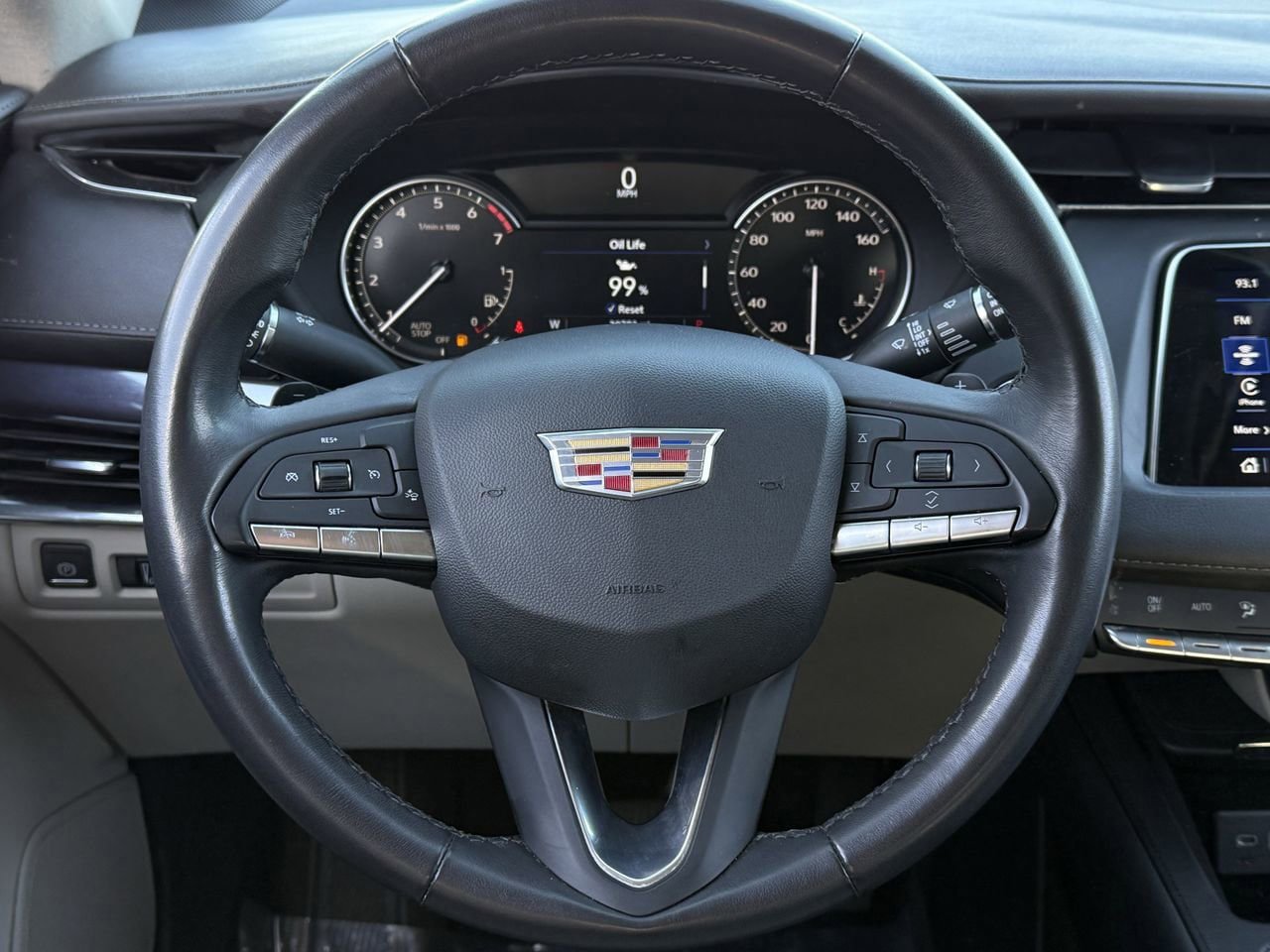 Used 2023 Cadillac XT4 Luxury FWD image 12