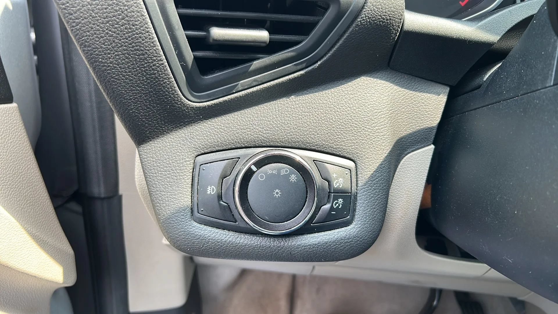 Used 2014 Ford Escape SE w/ Equipment Group 201A AWD/4WD image 20