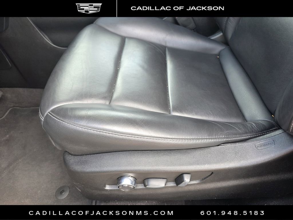 Certified 2025 Cadillac XT4 Premium Luxury image 22