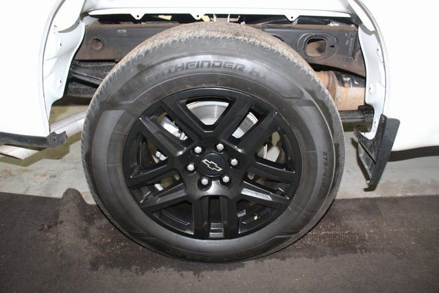 Used 2023 Chevrolet Silverado 1500 Custom w/ LPO, Dark Essentials Package image 19