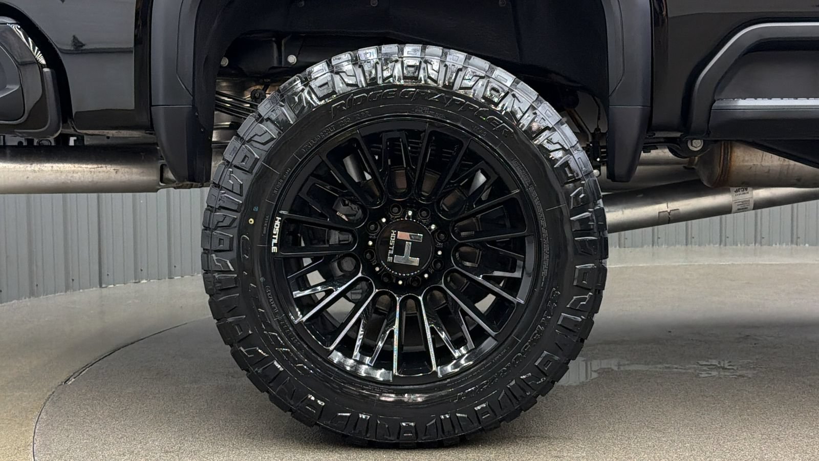 Used 2026 GMC Sierra 3500 Denali w/ Denali Reserve Package AWD/4WD image 11