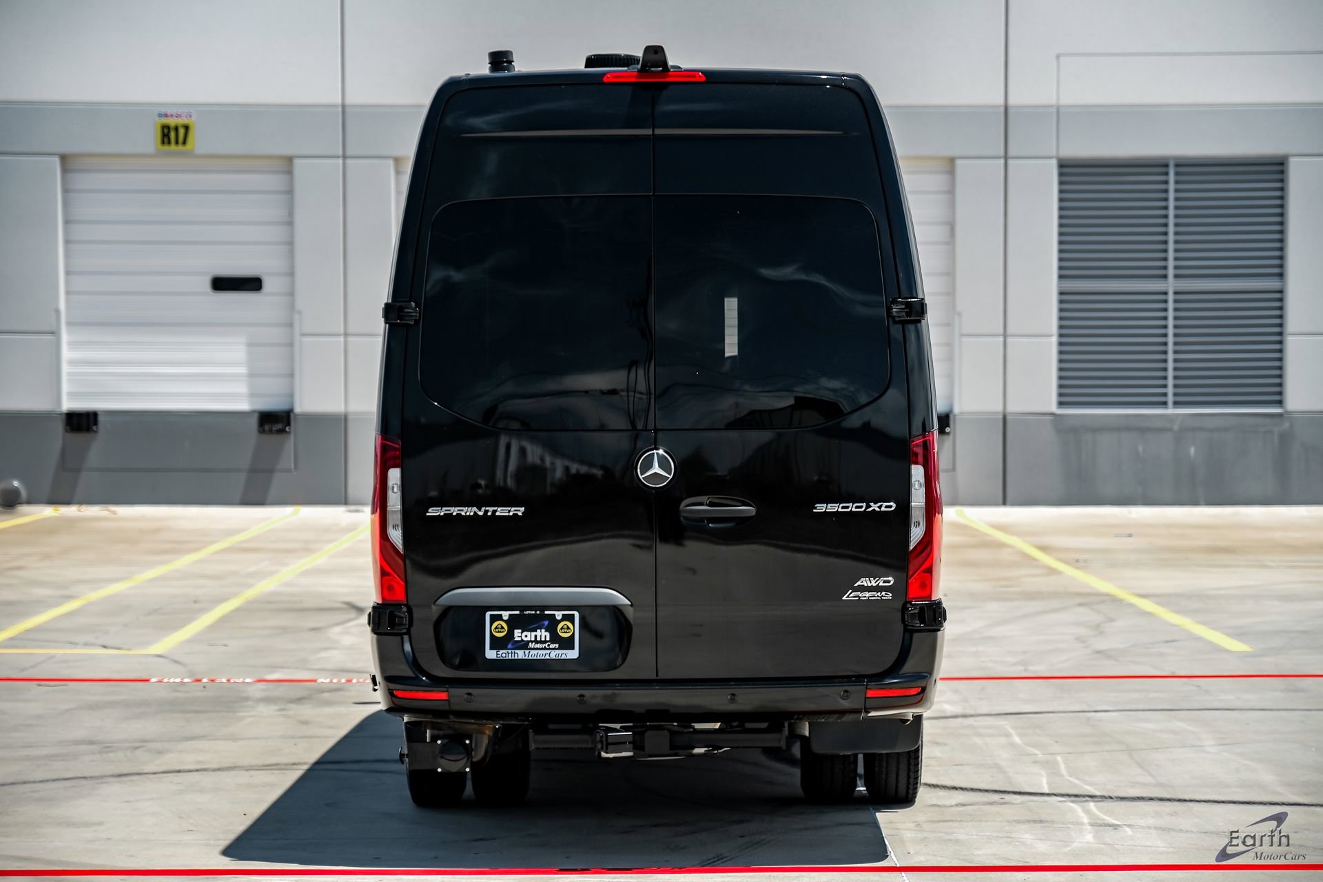 Used 2024 Mercedes-Benz Sprinter 3500 image 12