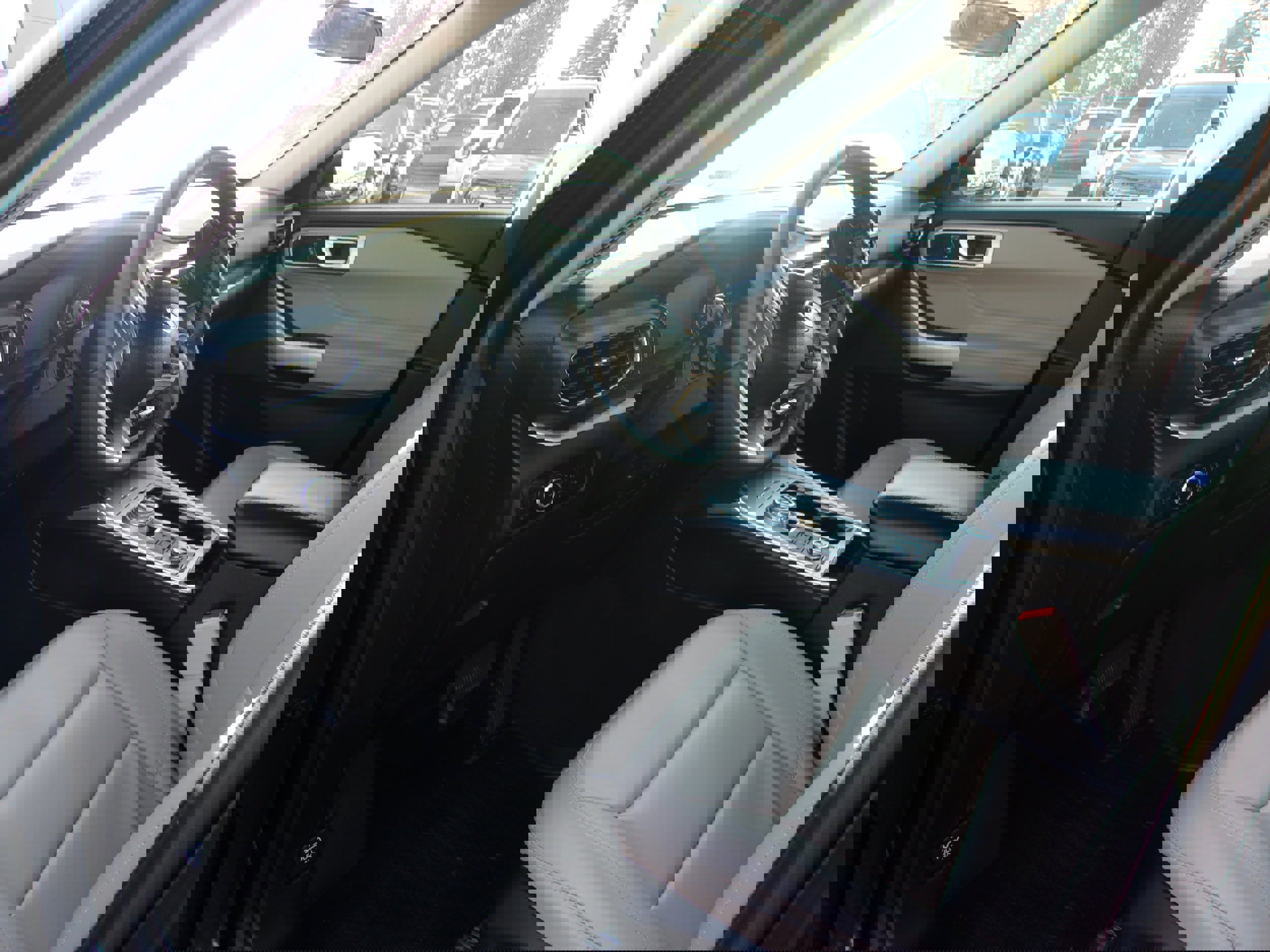 Certified 2023 Ford Explorer XLT w/ Equipment Group 202A image 9