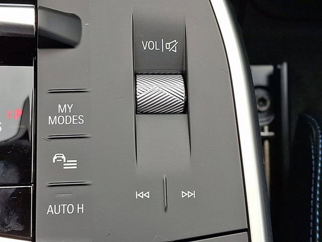 Used 2025 BMW X2 M35i AWD/4WD image 16