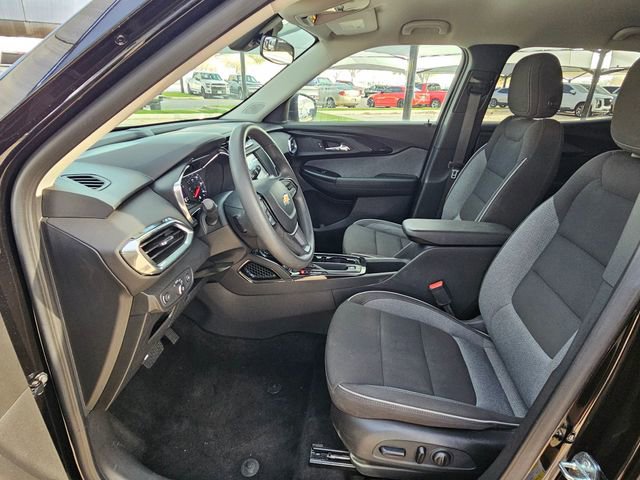 Used 2023 Chevrolet TrailBlazer LT image 9