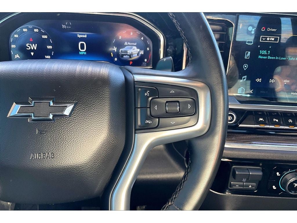 Used 2024 Chevrolet Silverado 1500 LT Trail Boss w/ Convenience Package II AWD/4WD image 21