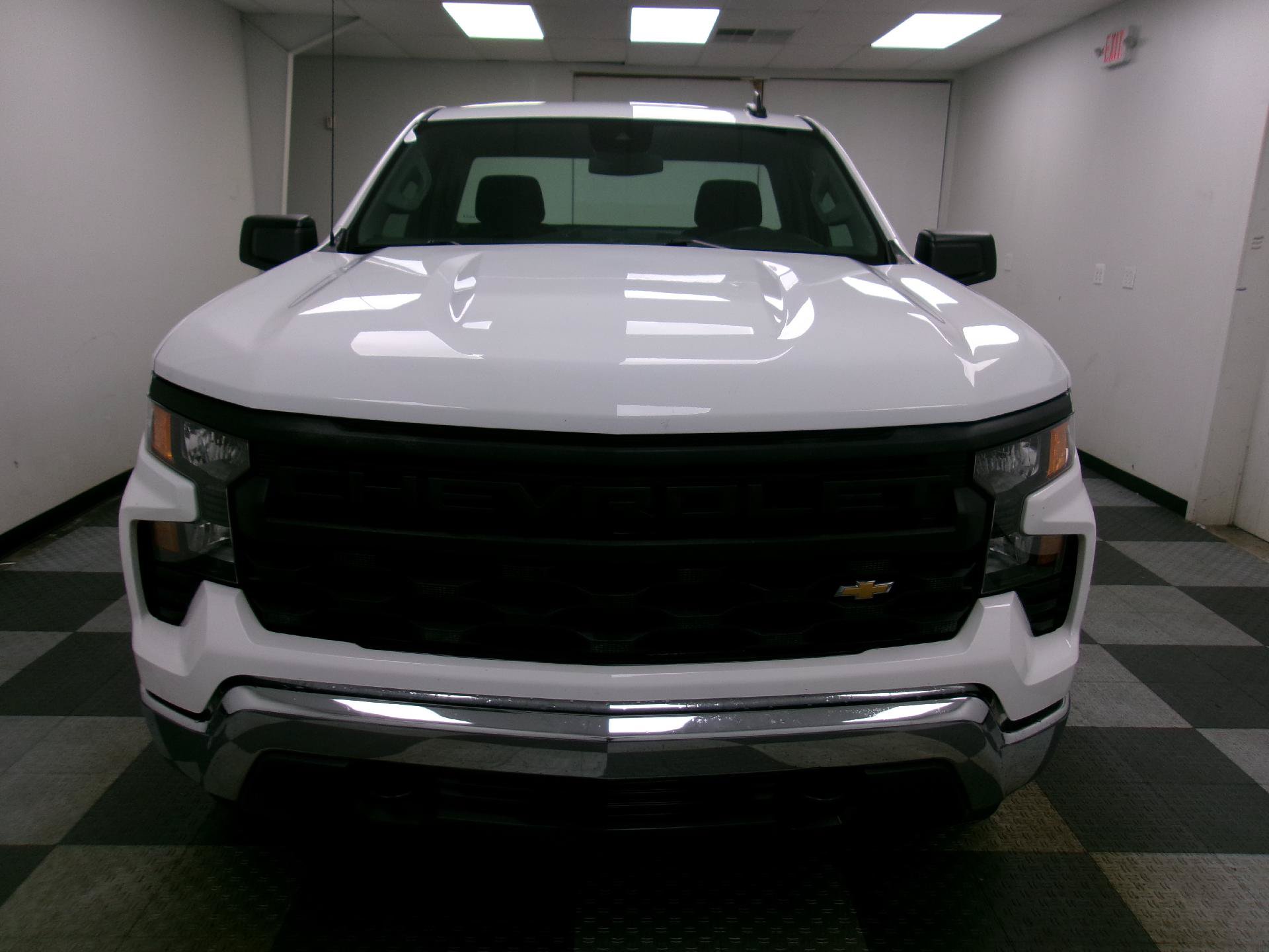 Used 2025 Chevrolet Silverado 1500 W/T RWD image 14