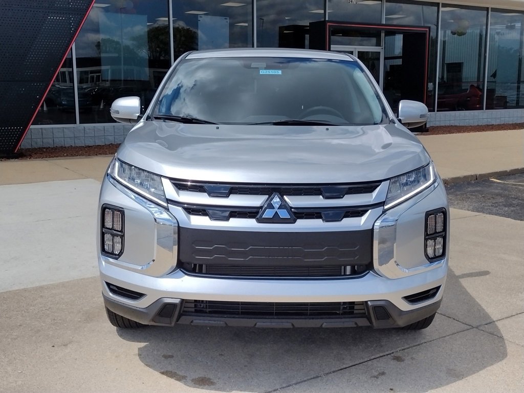 New 2025 Mitsubishi Outlander Sport SE image 11
