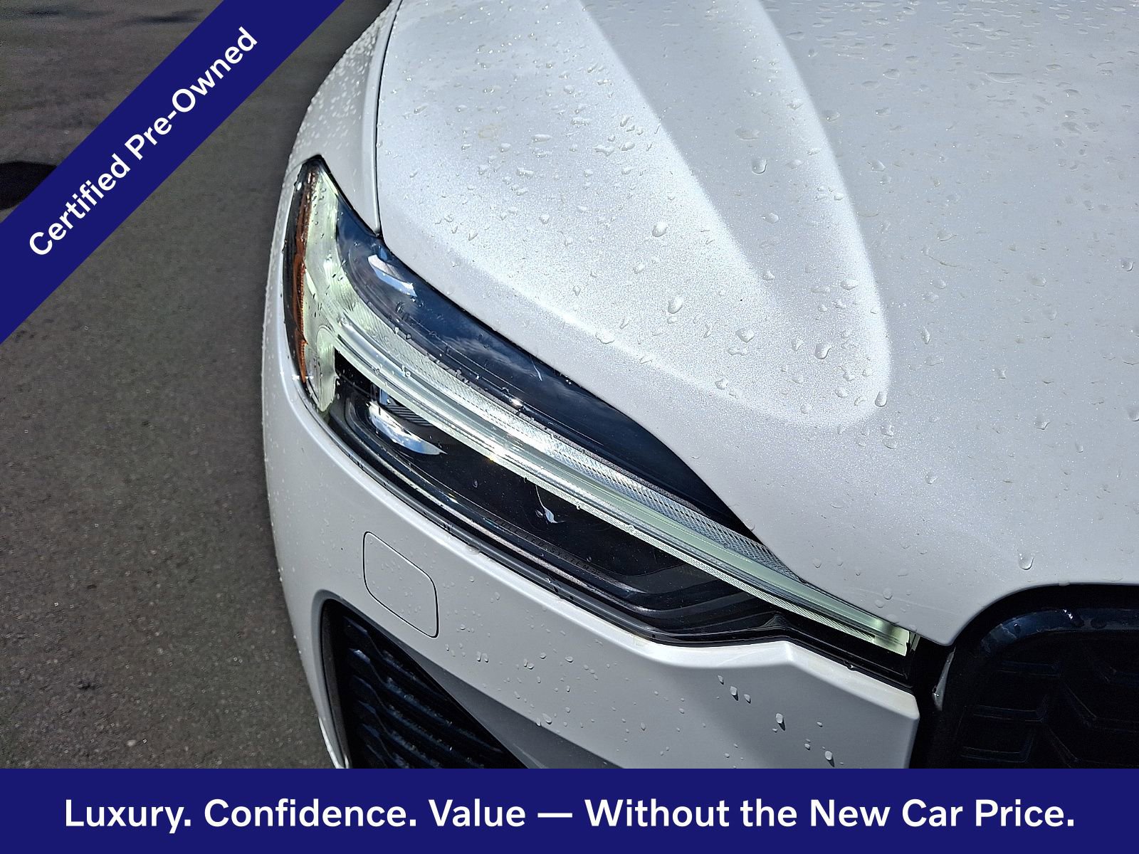 Certified 2024 Volvo XC60 B5 Plus w/ Protection Package Premier AWD/4WD image 10