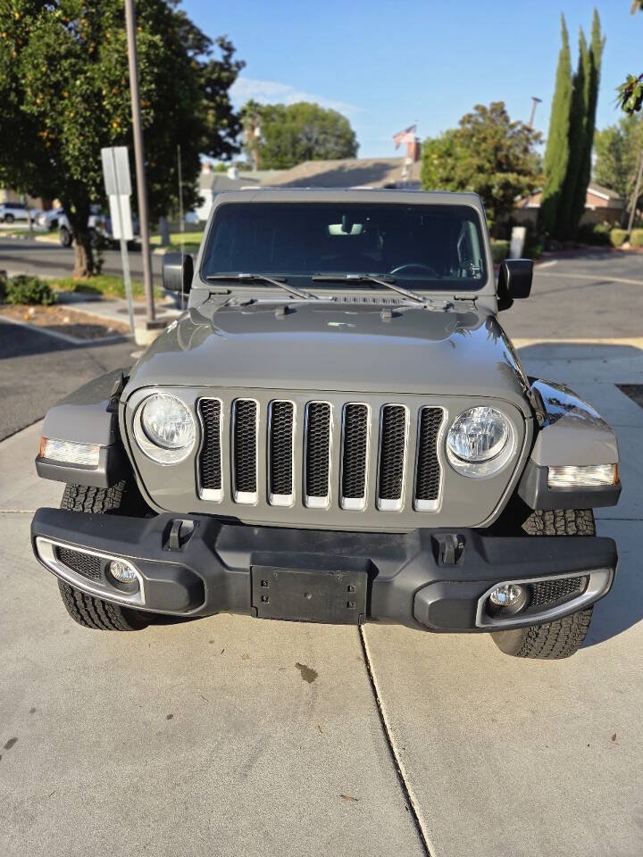 Used 2018 Jeep Wrangler Unlimited Sahara AWD/4WD image 4