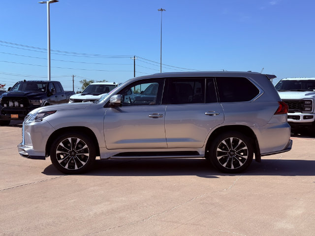 Used 2021 Lexus LX 570 4WD w/ Sport Package image 14