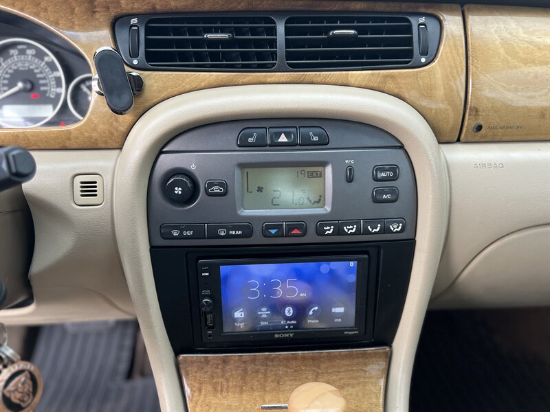 Used 2005 Jaguar X-TYPE 3.0 AWD/4WD image 16