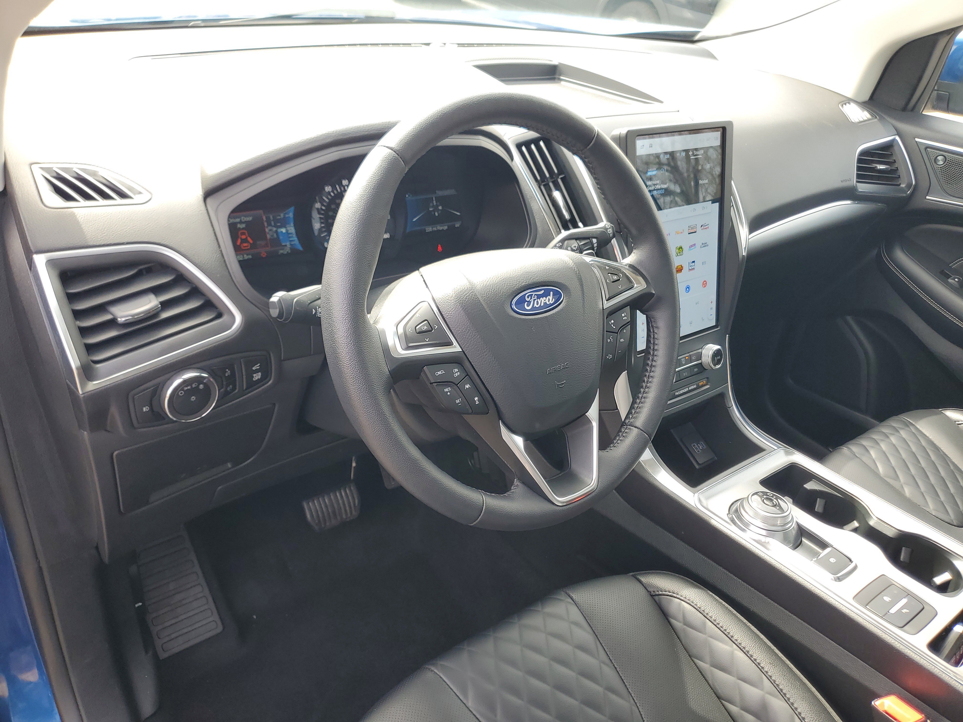 Used 2024 Ford Edge Titanium w/ Equipment Group 301A AWD/4WD image 13
