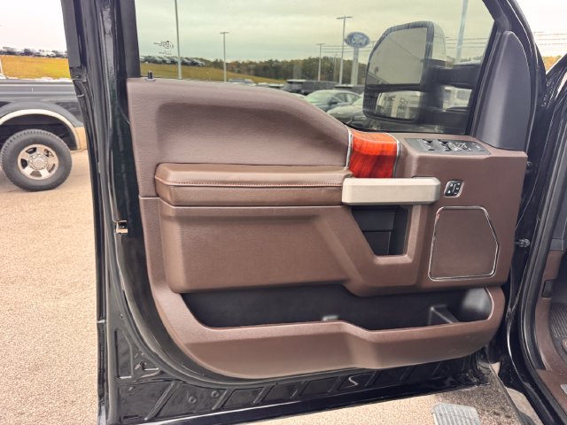 Used 2022 Ford F250 King Ranch w/ King Ranch Ultimate Package AWD/4WD image 20