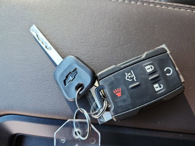 Used 2018 Chevrolet Tahoe LS w/ All-Season Package image 26